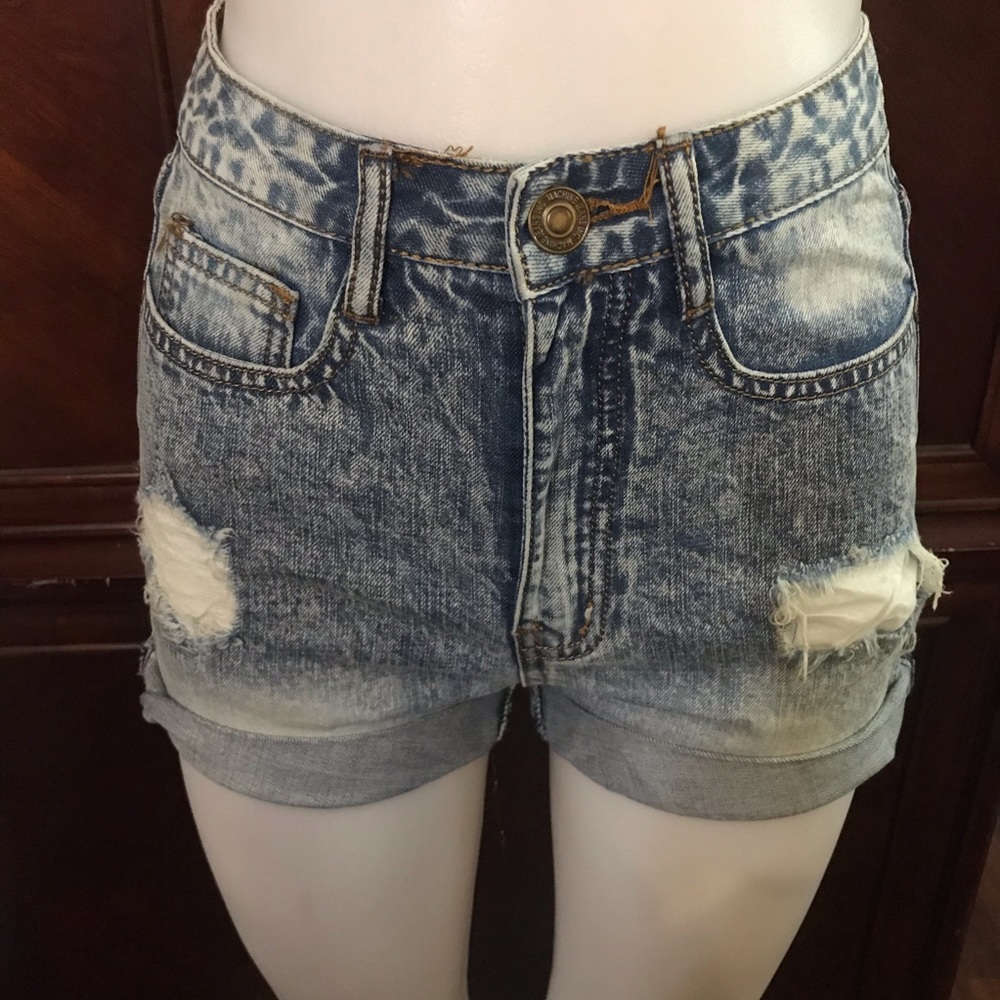 🆕 Machine Nouvelle Mode Jean Shorts -Small